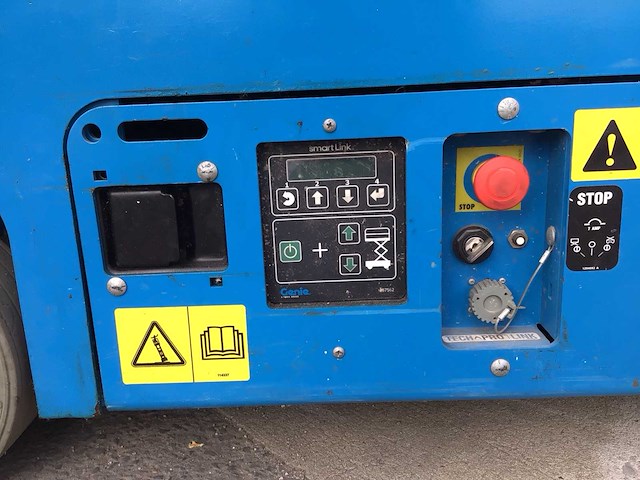 Genie gs1330m hoogwerker - afbeelding 14 van  16