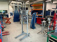 Genie handy lift werkplaatslift op verrijdbaar onderstel - afbeelding 1 van  6