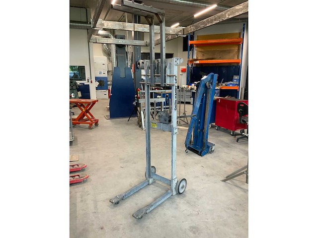 Genie handy lift werkplaatslift op verrijdbaar onderstel - afbeelding 2 van  6