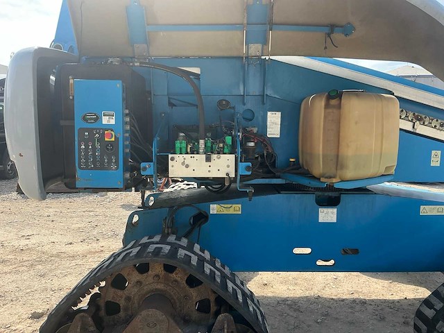 Genie s-60 trax hoogwerker - afbeelding 6 van  17