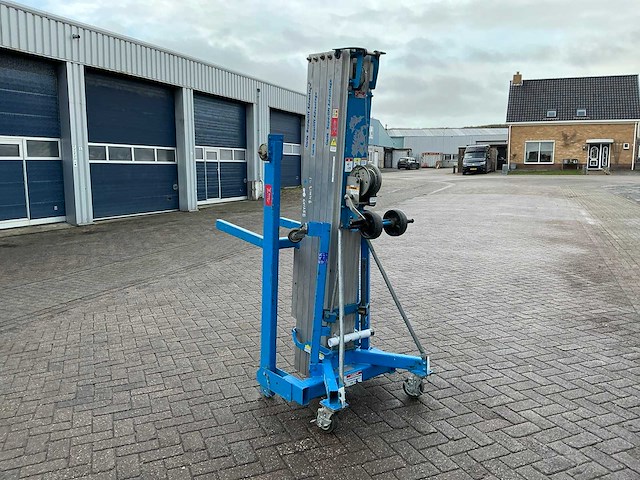 Genie sla-25 kanaallift - afbeelding 1 van  9