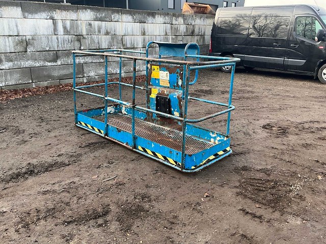 Genie werkbak hoogwerker - afbeelding 1 van  10