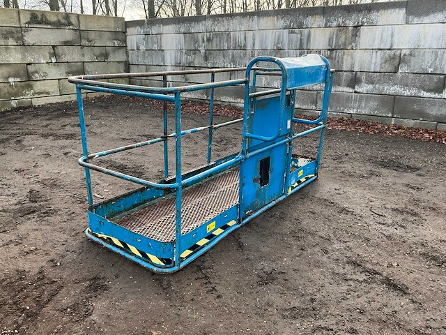 Genie werkbak hoogwerker - afbeelding 4 van  10