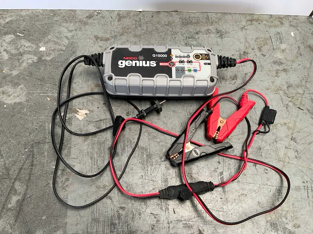 Genius - g15000 - acculaders (2x) - afbeelding 1 van  7