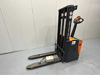 Genkinger - efg-18 - stapelaar - acculader - 634 uur - 2.46m - afbeelding 9 van  17