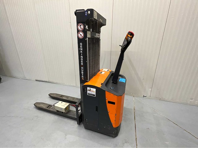 Genkinger - efg-18 - stapelaar - acculader - 634 uur - 2.46m - afbeelding 12 van  17