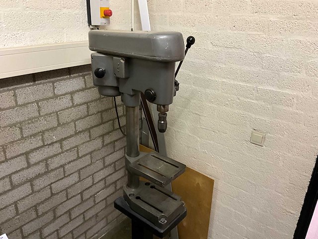 Genko - b10-2 - kolomboormachine - afbeelding 1 van  6