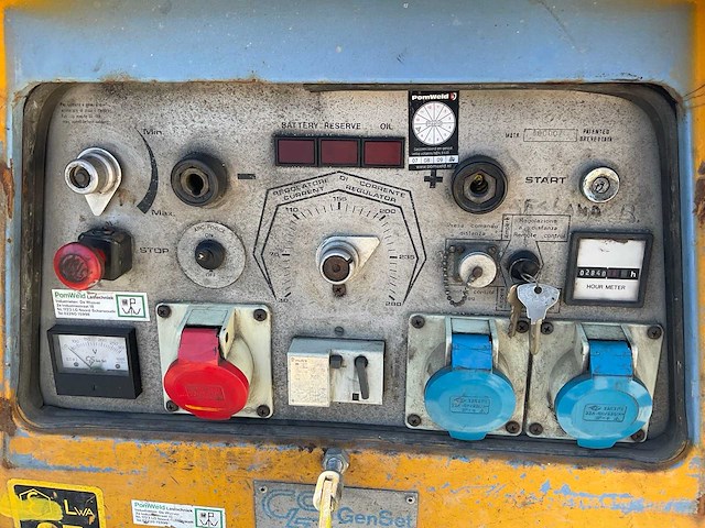 Genset noodstroomaggregaat op aanhanger - afbeelding 4 van  7