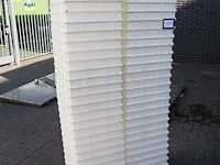 Genus - afbeelding 1 van  8
