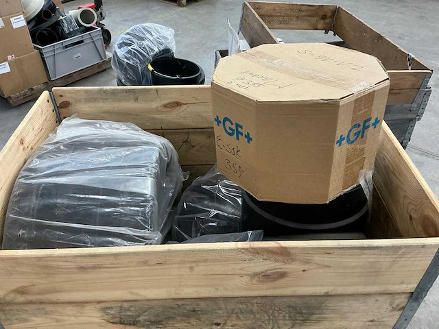 Georg fischer en agru diverse bochten en moffen - afbeelding 4 van  9