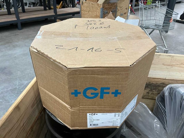 Georg fischer en agru diverse bochten en moffen - afbeelding 8 van  9