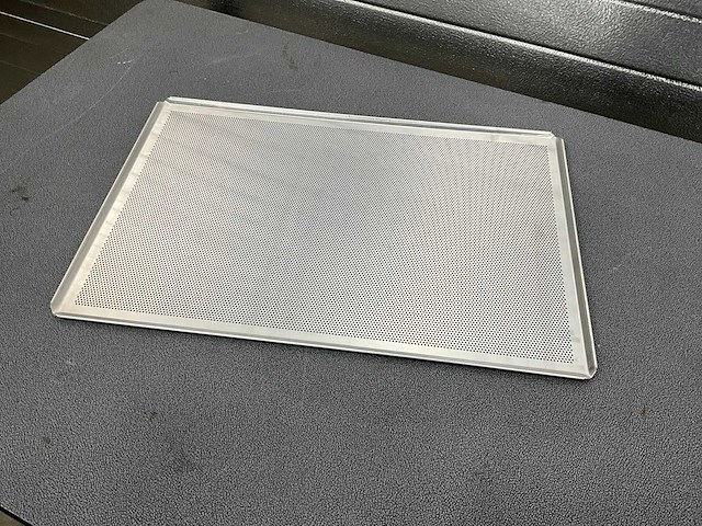 Geperforeerde bakkerij ovenplaten (10x) - afbeelding 3 van  5