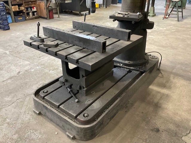 Gerards radiaalboormachine - afbeelding 11 van  23