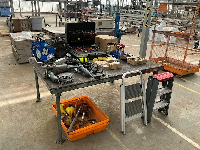 Gereedschap en divers - afbeelding 3 van  10