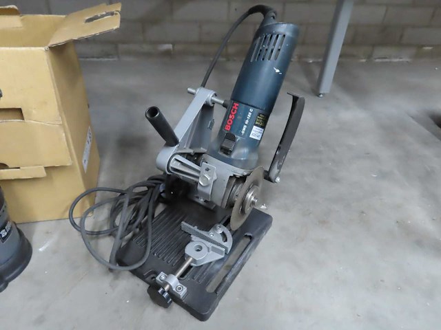 Gereedschap en kabel - afbeelding 2 van  4