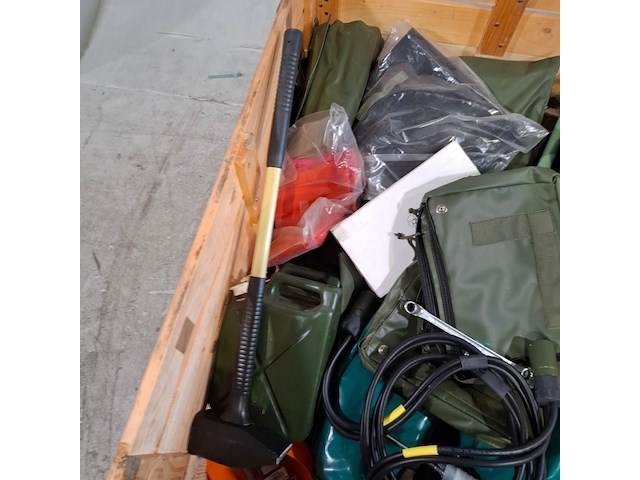 Gereedschap en werkplaatsinventaris - afbeelding 6 van  10
