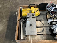 Gereedschap hogedrukspuit, kachel, frituurpan - afbeelding 2 van  5