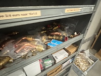 Gereedschap kast met installatiemateriaal - afbeelding 3 van  18