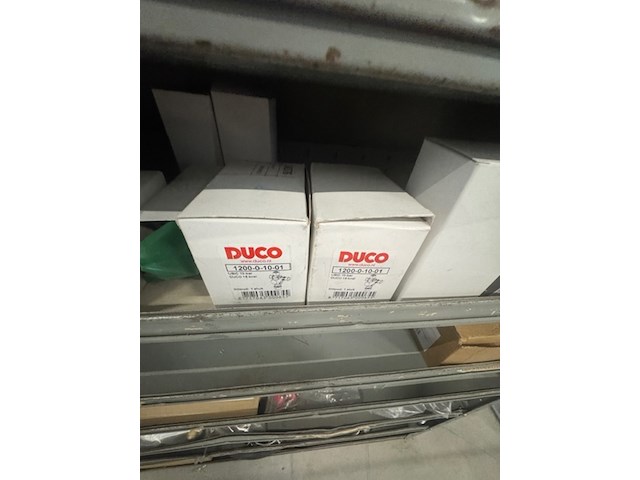 Gereedschap kast met installatiemateriaal - afbeelding 4 van  18