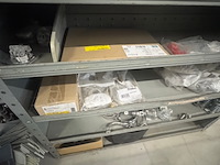 Gereedschap kast met installatiemateriaal - afbeelding 7 van  18