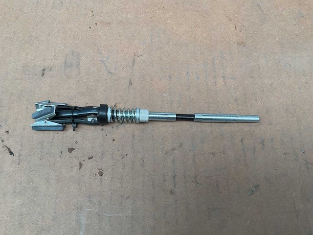 Gereedschap om hoofdrem- of wielcilinder te honen - afbeelding 1 van  2