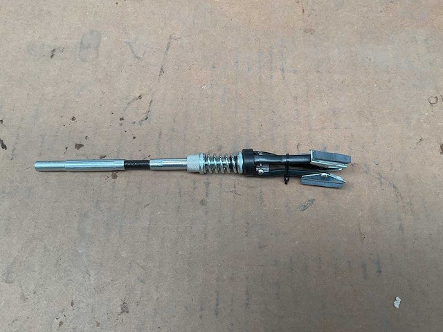 Gereedschap om hoofdrem- of wielcilinder te honen - afbeelding 2 van  2