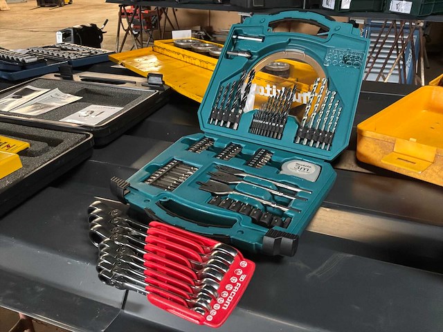 Gereedschap set (2x) - afbeelding 1 van  5