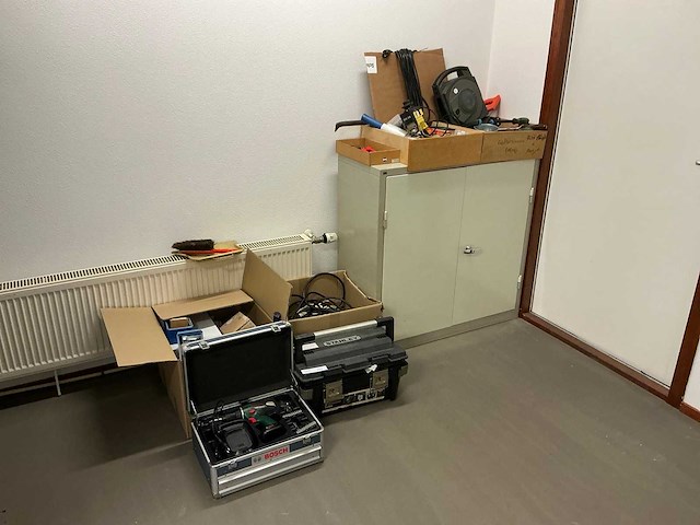 Gereedschap - afbeelding 1 van  18