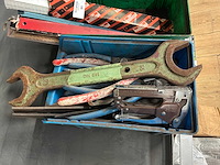 Gereedschap - afbeelding 2 van  3
