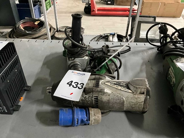 Gereedschap - afbeelding 1 van  3