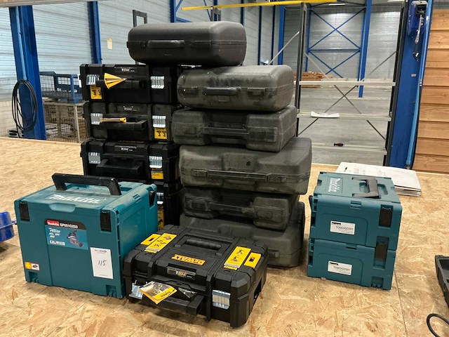 Gereedschapkoffer (13x) - afbeelding 1 van  4