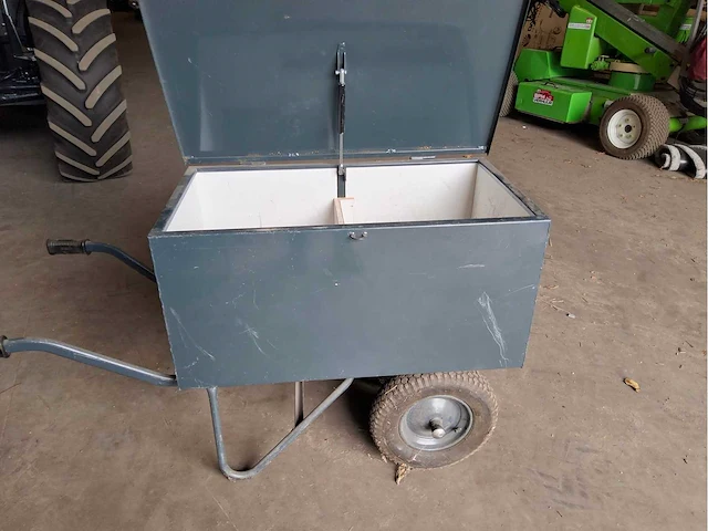 Gereedschapkruiwagen - afbeelding 1 van  3