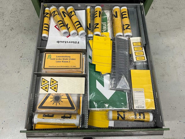 Gereedschapladen kast met inhoud - afbeelding 11 van  12