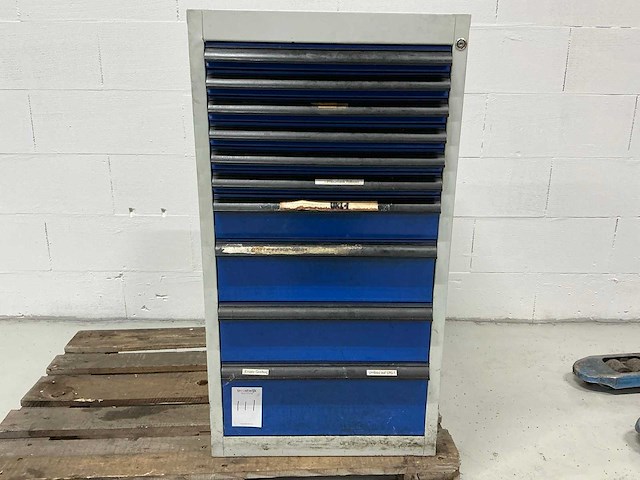 Gereedschapladenkast met 10 lade en inhoud - afbeelding 1 van  13