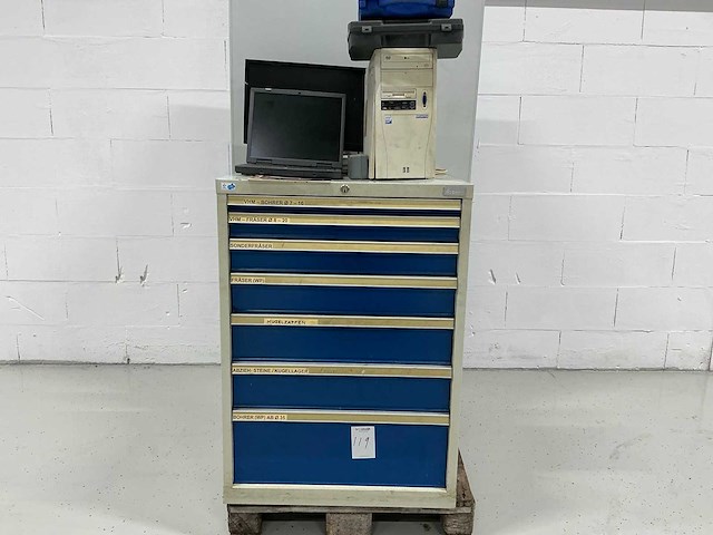 Gereedschapladenkast met 7 lade en inhoud - afbeelding 1 van  9