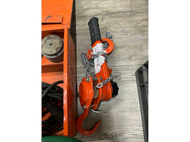 Gereedschappen met defect - afbeelding 5 van  7