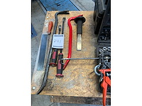 Gereedschappen met kar - afbeelding 3 van  6