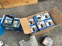 Gereedschappen, verlichting en toebehoren - afbeelding 6 van  8