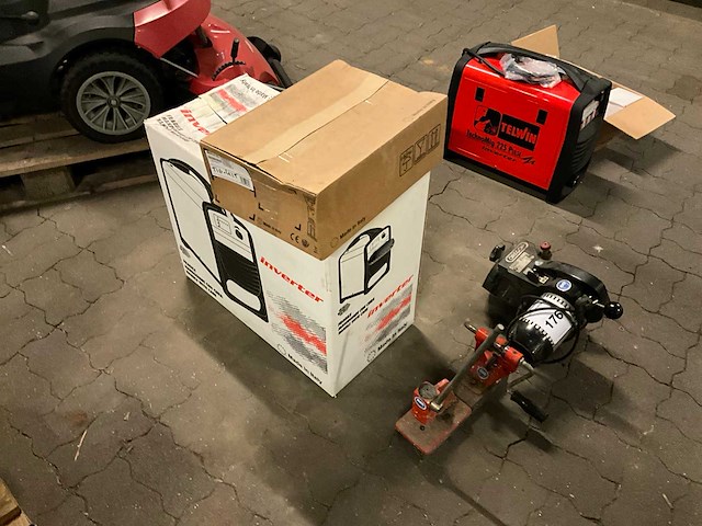 Gereedschappen - afbeelding 3 van  3