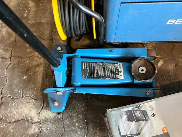 Gereedschapskar & krik - afbeelding 7 van  8