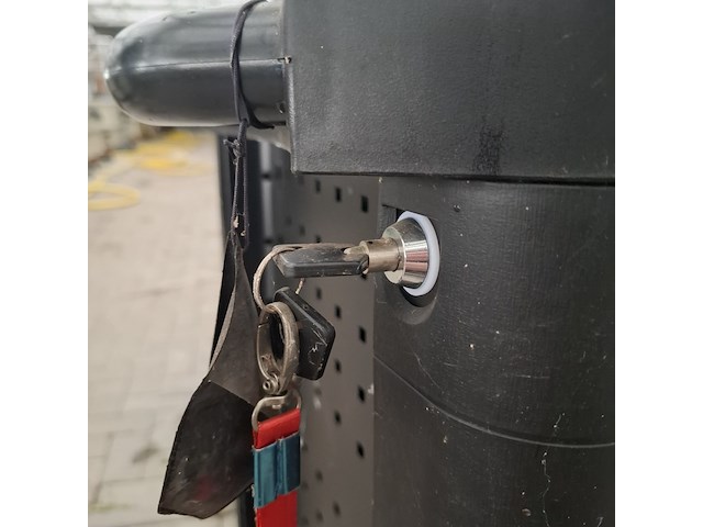 Gereedschapskar met inhoud, airforce jet - afbeelding 20 van  27