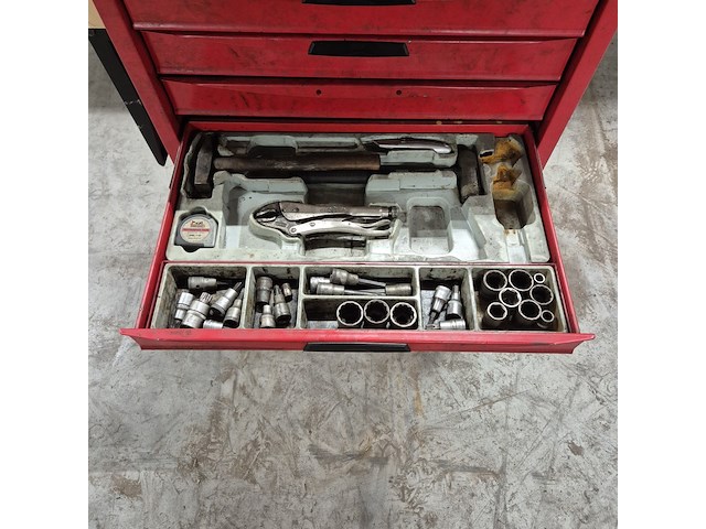 Gereedschapskar met inhoud en zuignappen, o.a tengtools - afbeelding 2 van  16