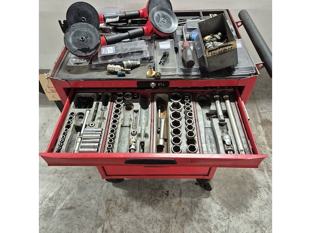Gereedschapskar met inhoud en zuignappen, o.a tengtools - afbeelding 14 van  16