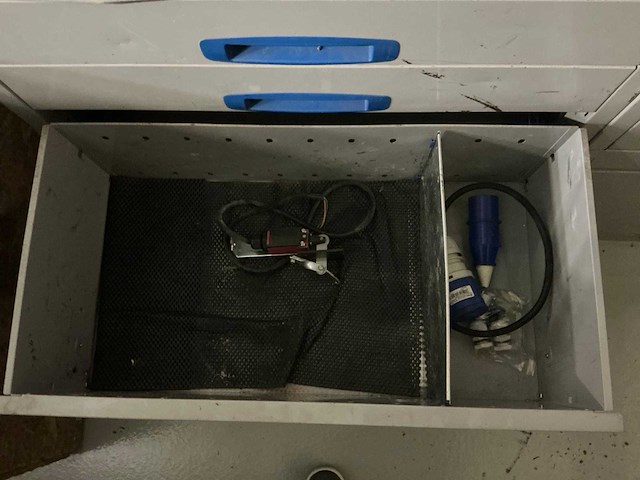 Gereedschapskast (2x) - afbeelding 9 van  11