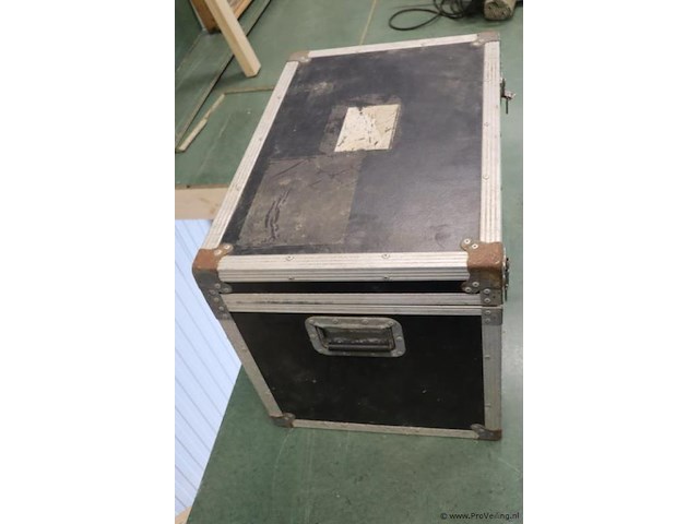 Gereedschapskist - 76x49x49cm - afbeelding 2 van  4