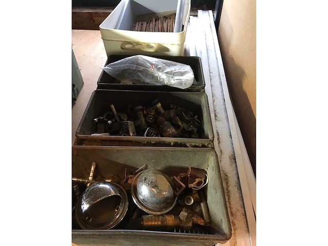 Gereedschapskist en divers - afbeelding 3 van  4