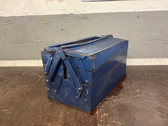 Gereedschapskist inclusief inhoud. - afbeelding 2 van  5