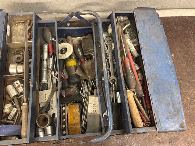 Gereedschapskist inclusief inhoud. - afbeelding 4 van  5
