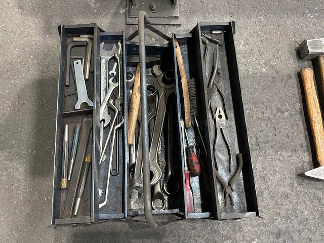 Gereedschapskist inclusief inhoud. - afbeelding 3 van  5