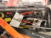 Gereedschapskist met diverse gereedschappen w.o. tacker, zagen, schroevendraaiers, hamers, tangen etc. - afbeelding 3 van  3